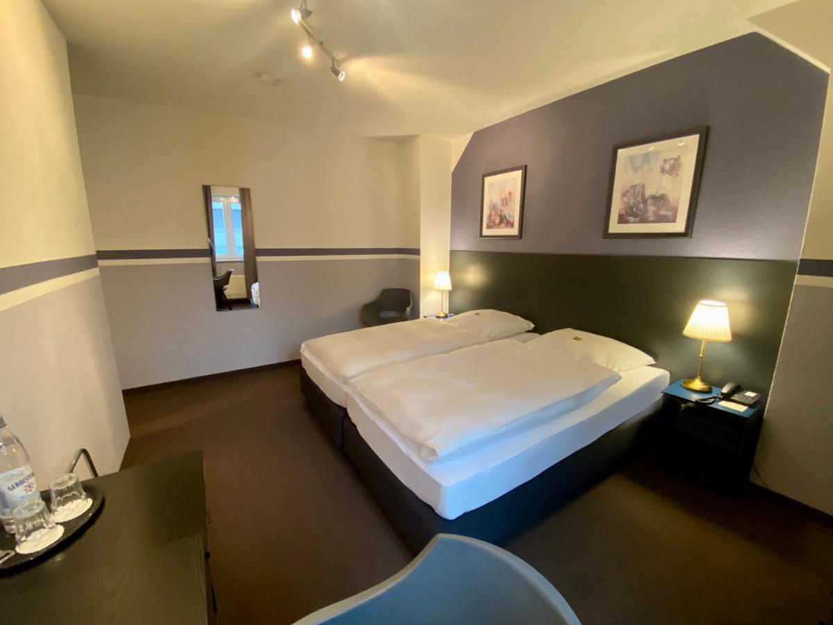 Hotel Kaiserswerth Düsseldorf Extérieur photo